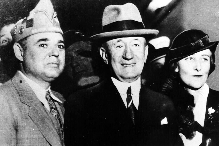 Marconi in visita all'Esposizione Mondiale di Chicago "Un Secolo di progresso - 2 ottobre 1933"